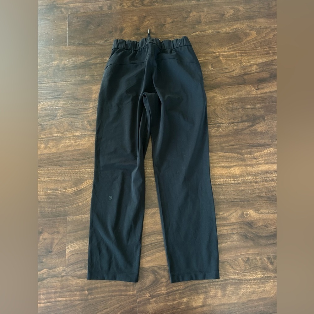 Lululemon On the Fly 7/8 Pant 
Black 
Size 6 
LW5PBNS - Picture 3 of 5
